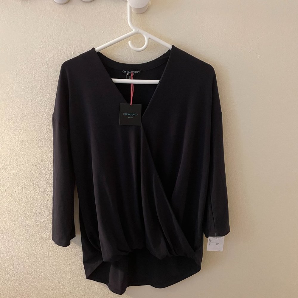 Cynthia Rowley NWT  Elegant Ruched Shirt